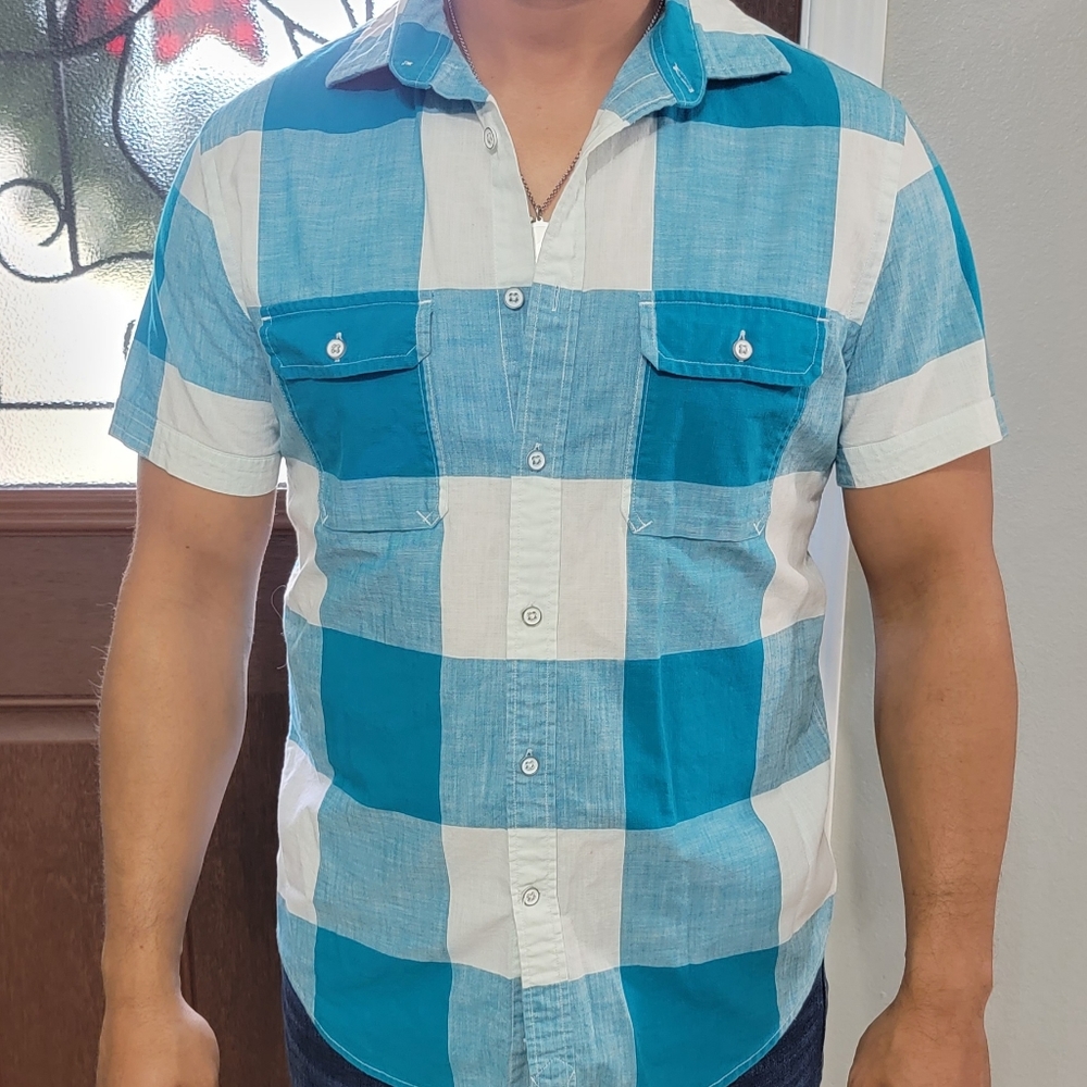 Fitted Express shirt